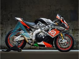 Matte Black Silver Red Green - Aprilia RSV4 1000 (2016-2020) ABS Fairings | Apex Fairings — view 1