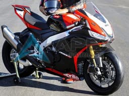 Black Red White - Aprilia RSV4 1100 (2021-2024) ABS Fairings | Apex Fairings — view 1
