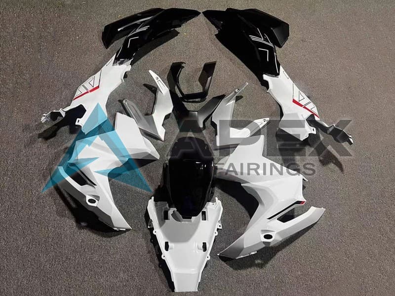 White Glossy Black - Honda ADV160 (2022-2025) ABS Fairings — Style FE21 | Apex Fairings