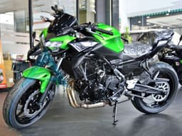 Green Black - Kawasaki Z650 (2020-2025) ABS Fairings | Apex Fairings — view 1