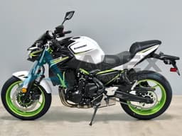 White Black Green - Kawasaki Z650 (2020-2025) ABS Fairings | Apex Fairings — view 1