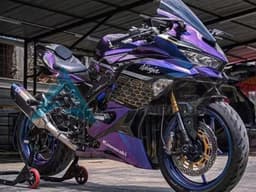 Purple Blue Gold Gradient Honeycomb - Kawasaki ZX-25R (2019-2026) ABS Fairings | Apex Fairings — view 1